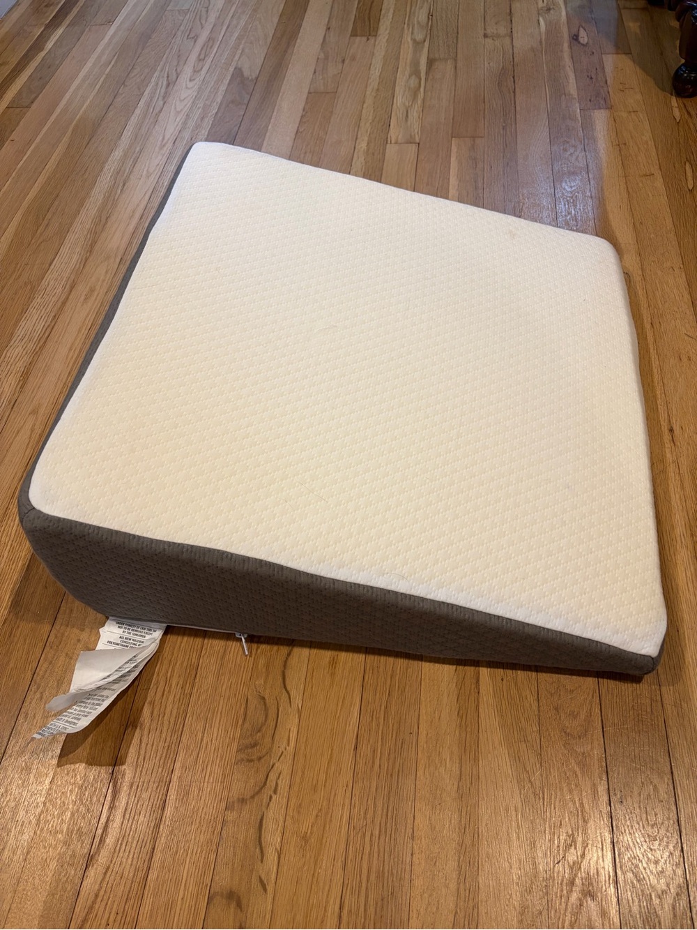 Memory Foam Wedge Pillow - White Top with Gray Sides - Picture 4 of 5